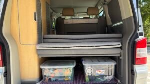 Cajas plegables para organizar el maletero de la vw california