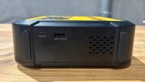 Puerto USB-A y USB-C del Hummer H10T